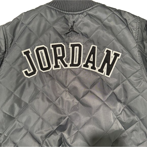 Nike Air Jordan Jumpman Bomber Jacket Kids YM 10-12 Embroidered Jordan Quilted - Picture 4 of 10